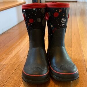 Bogs winter/rain boots size 3